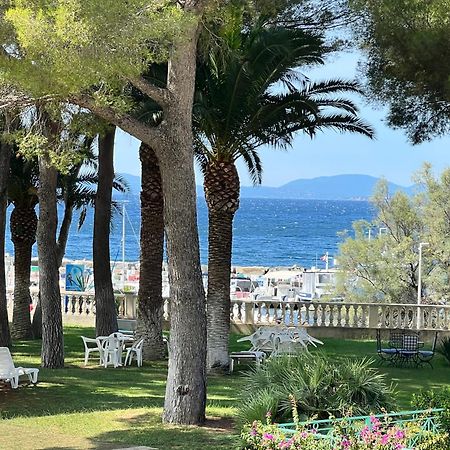 Duplex T3 Boulouris Pieds Dans L Eau Saint-Raphael (Var) Exterior foto
