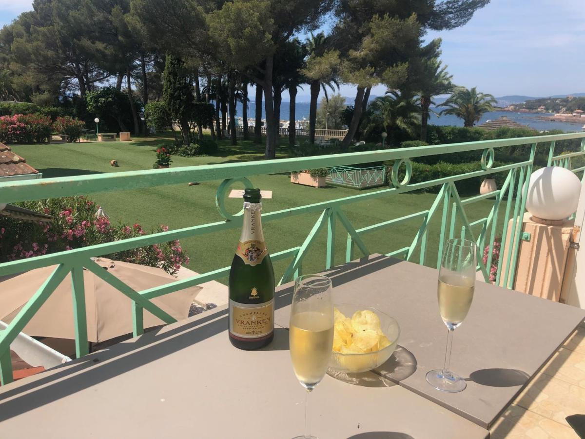 Duplex T3 Boulouris Pieds Dans L Eau Saint-Raphael (Var) Exterior foto